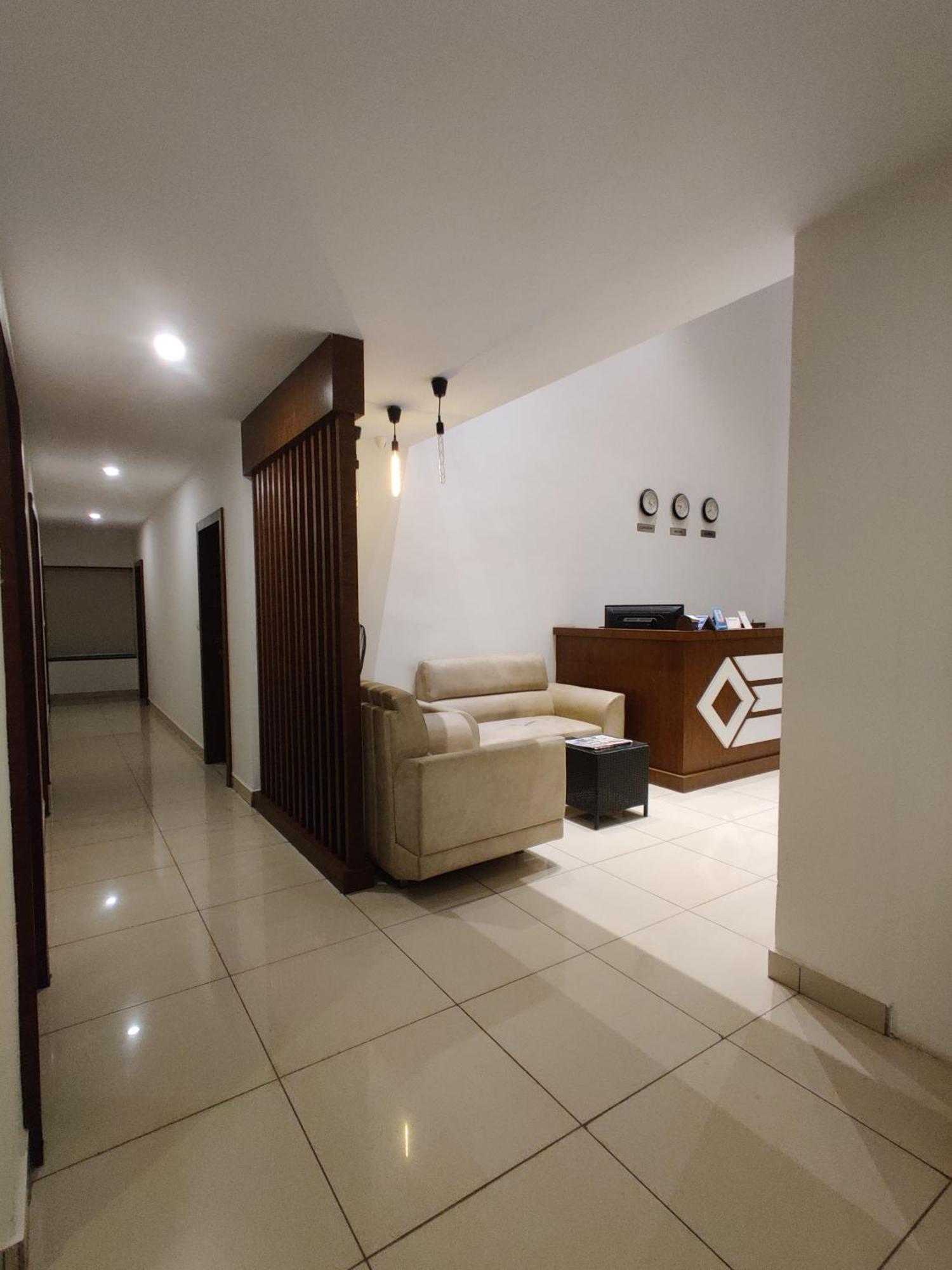 Hotel Airport Regency à Devanahalli Extérieur photo