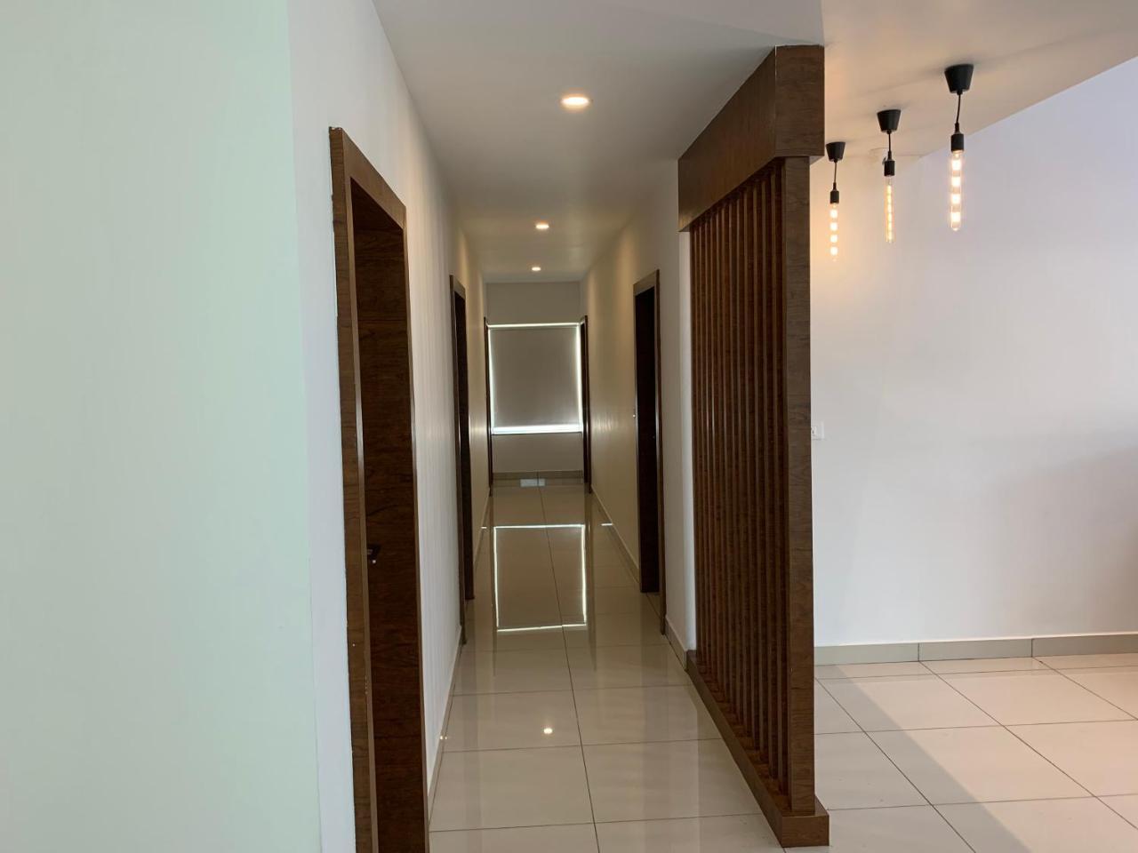 Hotel Airport Regency à Devanahalli Extérieur photo